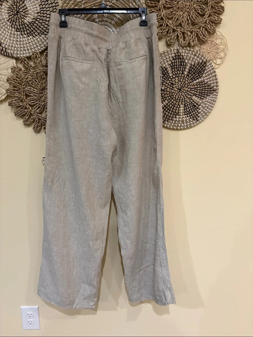 Tan Quince European Linen Wide Leg Pants. Large. Drawstring waist